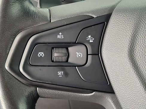 Used 2022 Chevrolet Bolt LT w/ Infotainment Package image 24