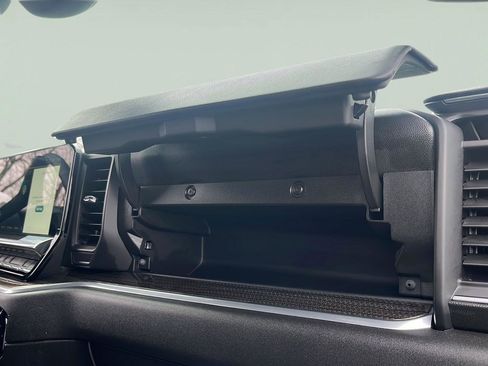 Used 2025 Chevrolet Silverado 2500 LT w/ All Star Edition image 38