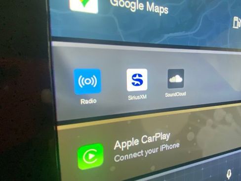 Used 2025 Volvo XC40 B5 Core image 20