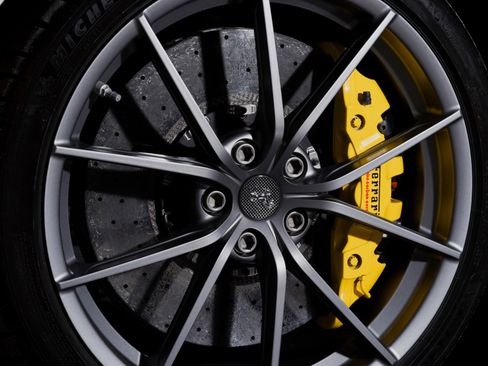 Used 2020 Ferrari 488 Pista Coupe image 12