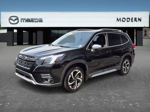 Used 2022 Subaru Forester Touring AWD/4WD image 1