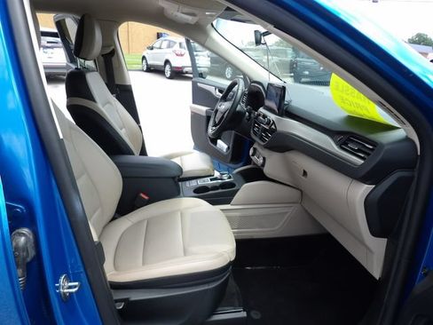 Certified 2020 Ford Escape SEL FWD image 33