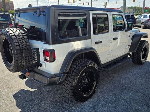 Used 2020 Jeep Wrangler Unlimited Rubicon AWD/4WD image 4