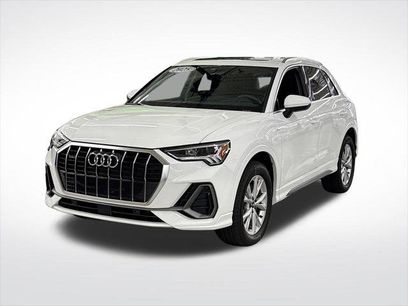 Certified 2025 Audi Q3 2.0T Premium w/ Convenience Package