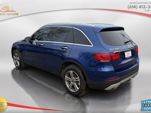 Used 2021 Mercedes-Benz GLC 300 4MATIC w/ Premium Package image 3