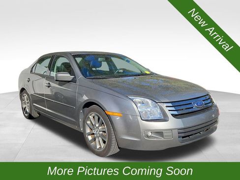 Used 2009 Ford Fusion SE image 1