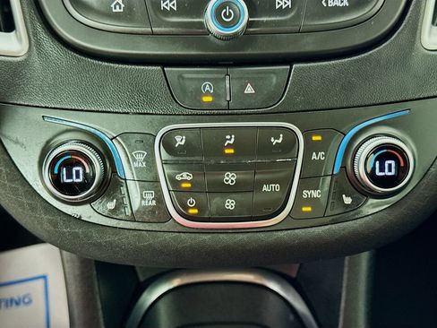 Used 2024 Chevrolet Malibu LT FWD image 18