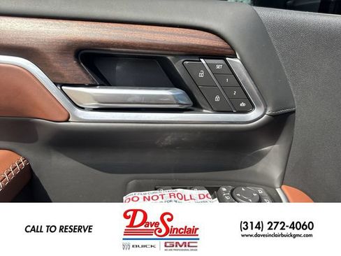 New 2026 GMC Sierra 2500 Denali Ultimate AWD/4WD image 13