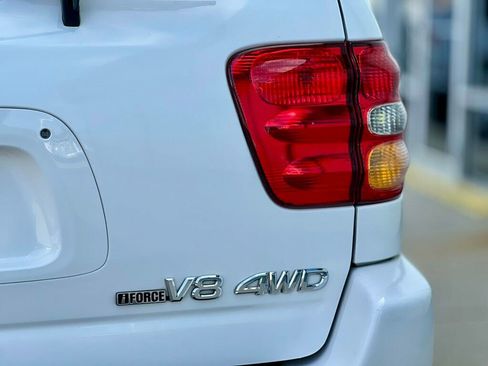 Used 2003 Toyota Sequoia Limited image 8