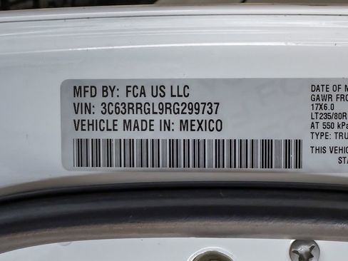 Used 2024 RAM 3500 Tradesman w/ Chrome Appearance Group image 67