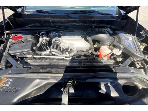 Used 2022 Chevrolet Silverado 1500 LTZ w/ LTZ Premium Package image 11