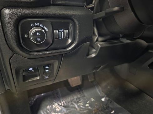 Used 2021 RAM 1500 Laramie AWD/4WD image 24