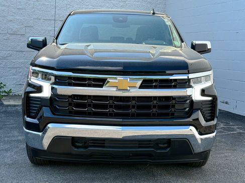 Certified 2026 Chevrolet Silverado 1500 LT AWD/4WD image 2