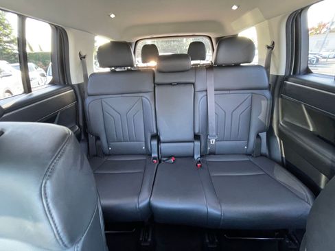 Used 2025 Hyundai Santa Fe SEL image 43