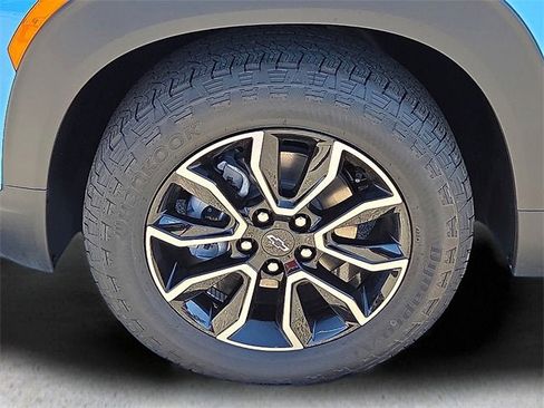 New 2025 Chevrolet TrailBlazer ACTIV w/ Convenience Package image 9