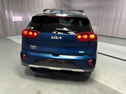 Used 2022 Kia Niro LXS FWD image 6