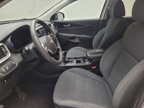 Used 2020 Kia Sorento LX AWD/4WD image 17