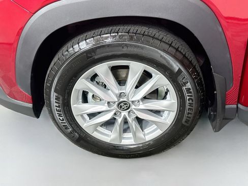 Used 2026 Toyota Corolla Cross LE w/ Moonroof Package FWD image 32