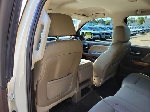 Used 2014 Chevrolet Silverado 1500 LTZ RWD image 16