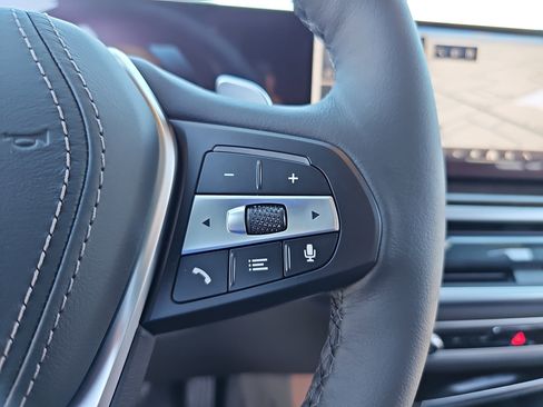 New 2026 BMW X5 sDrive40i image 18