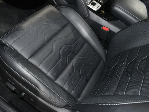 Used 2022 Kia Telluride SX w/ SX Prestige Package image 11