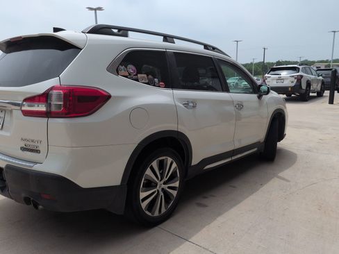 Used 2020 Subaru Ascent Touring w/ Popular Package #2A AWD/4WD image 2