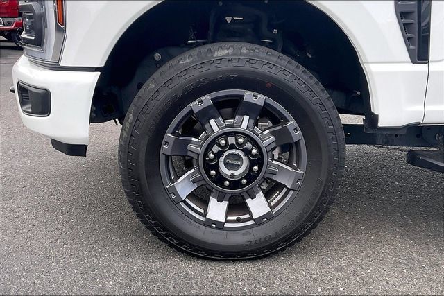 Used 2024 Ford F250 Lariat w/ Sport Appearance Package AWD/4WD image 8
