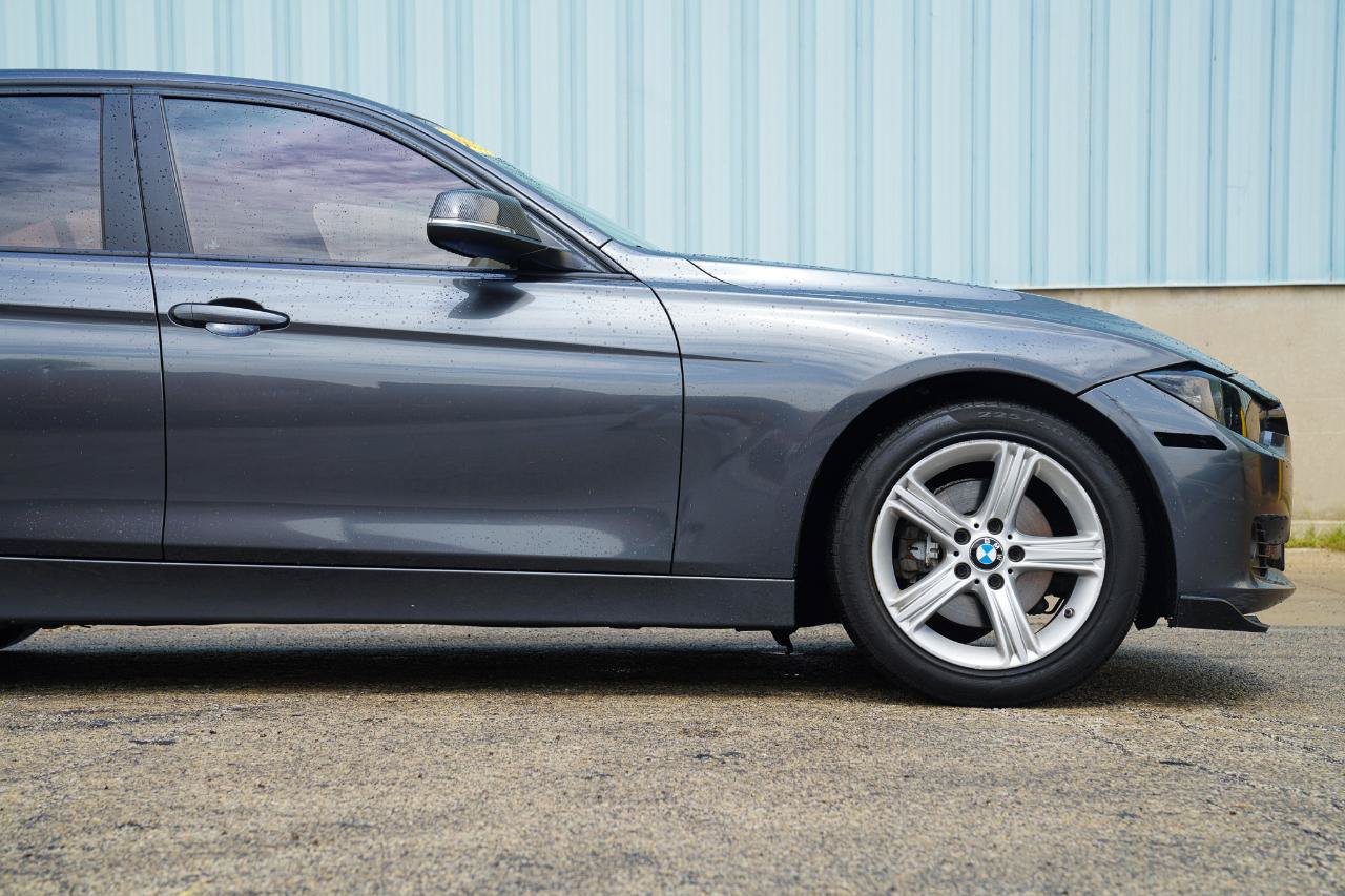 Used 2013 BMW 328i Sedan RWD image 11