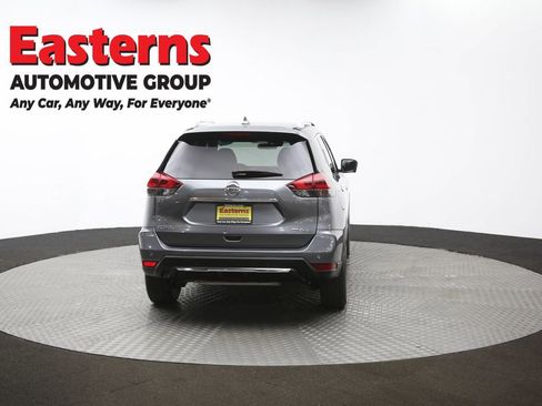 Used 2020 Nissan Rogue SV w/ Premium Package image 45