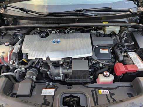 Certified 2017 Toyota Prius Prime Plus image 21