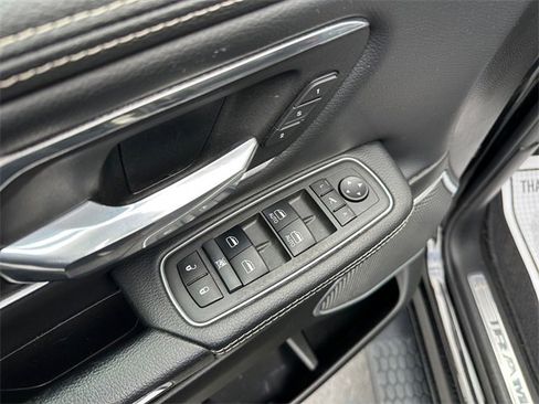 Used 2022 RAM 1500 Laramie w/ Sport Appearance Package image 19