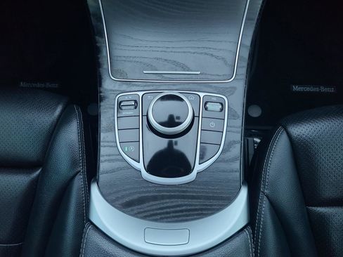 Used 2019 Mercedes-Benz C 300 Sedan image 16