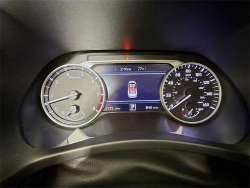 Certified 2025 Nissan Sentra SR w/ SR Premium Package image 17