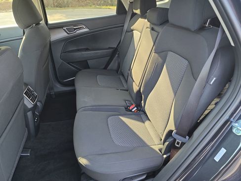 New 2026 Kia Sportage LX image 16