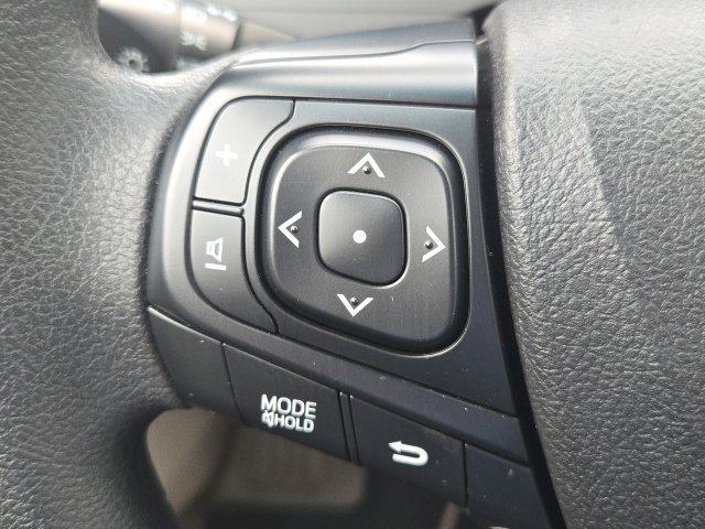 Used 2015 Toyota Camry LE FWD image 14