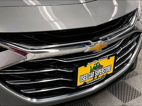 Used 2023 Chevrolet Malibu LT FWD image 32