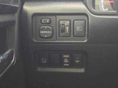 Used 2023 Toyota 4Runner TRD Off-Road Premium w/ Off Road Premium Plus Package AWD/4WD image 21