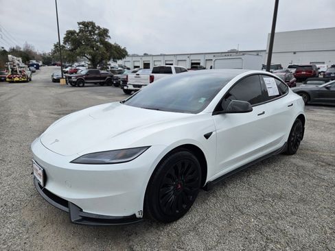 Used 2025 Tesla Model 3 Long Range image 8