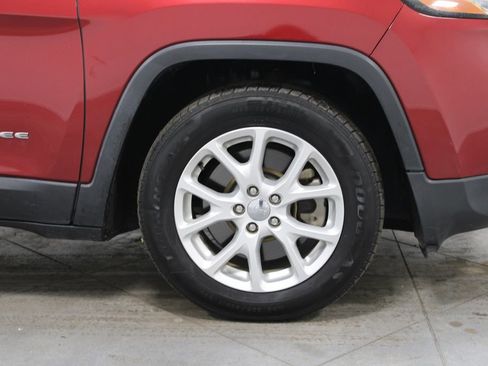 Used 2016 Jeep Cherokee Latitude image 12