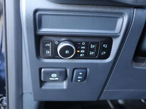 Used 2025 Ford F150 Platinum AWD/4WD image 31