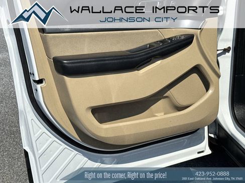 Used 2016 Ford Explorer 4WD image 12
