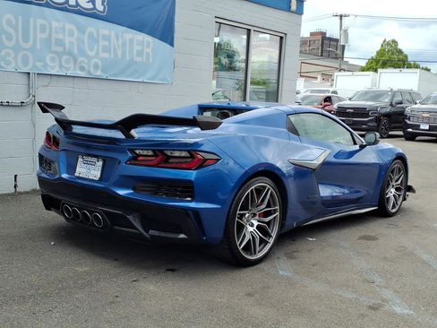 Used 2023 Chevrolet Corvette Z06 RWD image 6