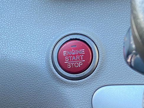 Used 2016 Honda Odyssey EX-L image 19