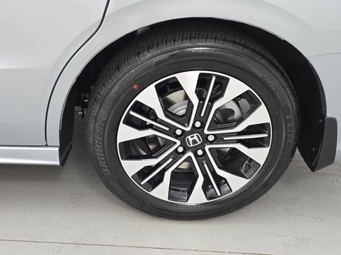 New 2026 Honda Odyssey Elite image 35