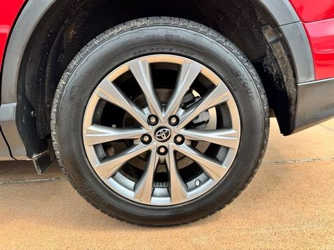 Used 2017 Toyota RAV4 Limited w/ Advanced Technology Package image 7