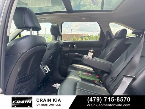 Used 2021 Kia Sorento S w/ Panoramic Sunroof Package FWD image 16