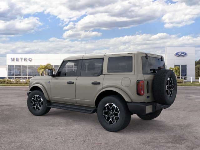New 2026 Ford Bronco Outer Banks AWD/4WD image 4