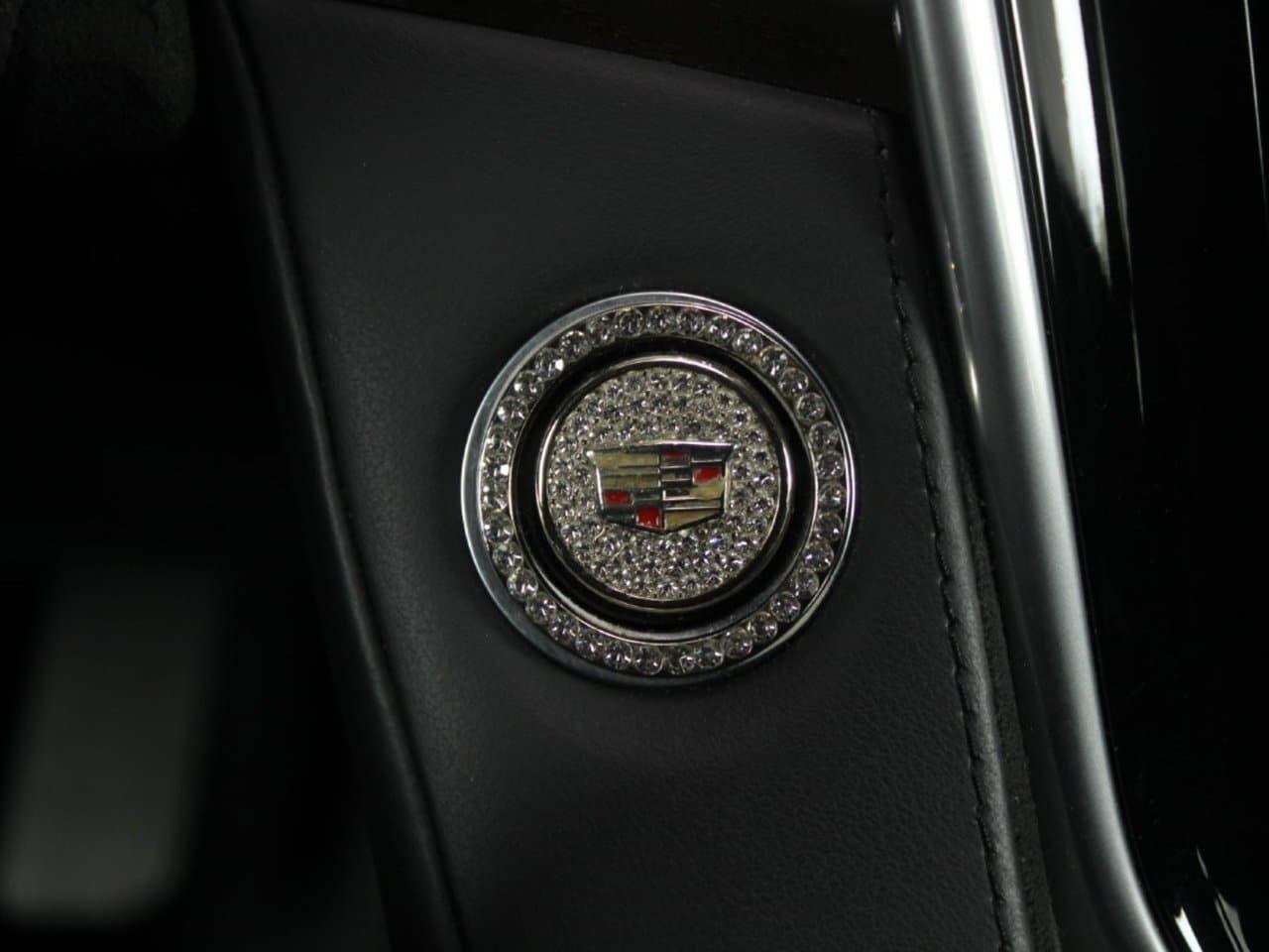 Used 2019 Cadillac Escalade Platinum AWD/4WD image 31