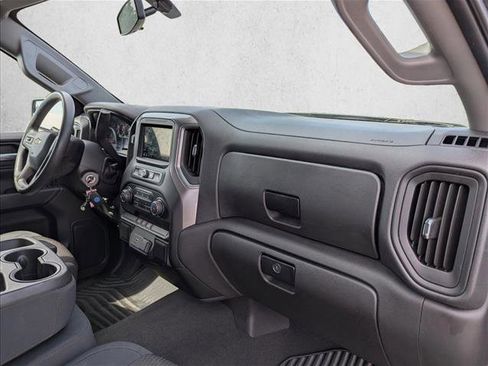 Used 2019 Chevrolet Silverado 1500 Custom w/ Custom Value Package image 22