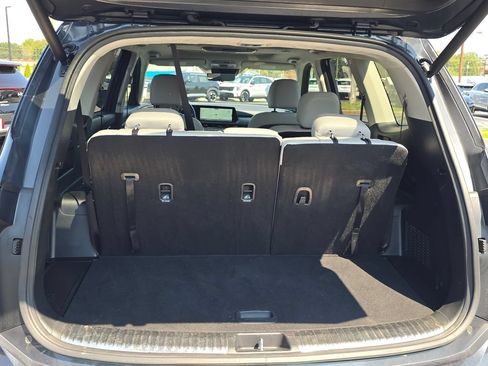 Used 2023 Kia Telluride SX Prestige AWD/4WD image 12
